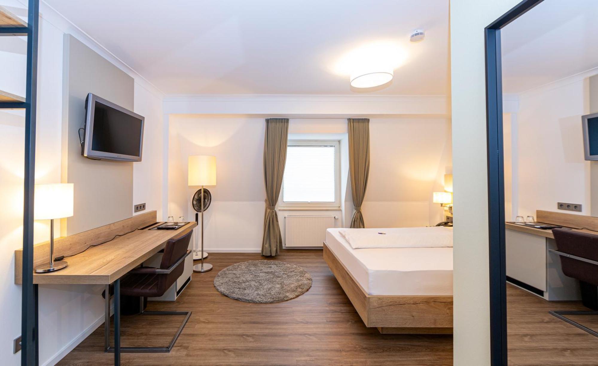 Koenigshof Bed And Breakfast ケーニッヒスシュタイン・イム・タウヌス エクステリア 写真